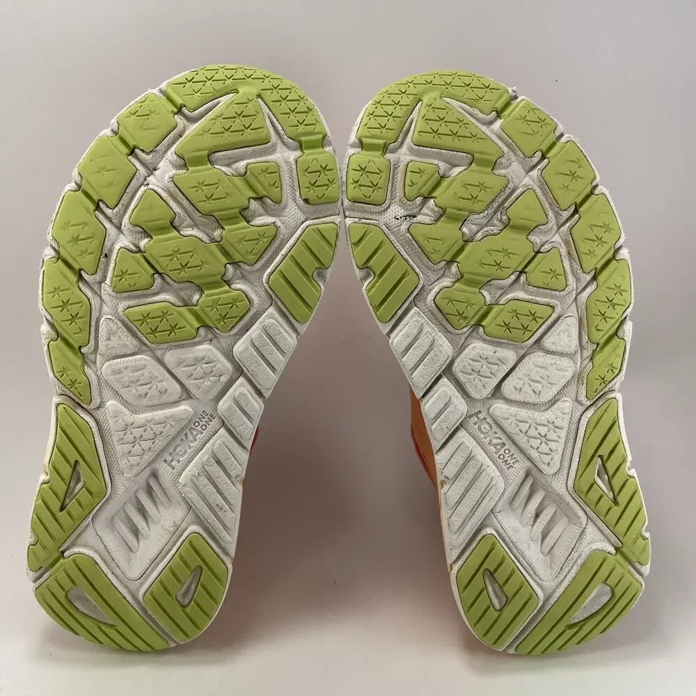 Hoka One One Arahi 7 Running Shoes Womens Size 9B Papaya/Coral Athletic Sneaker